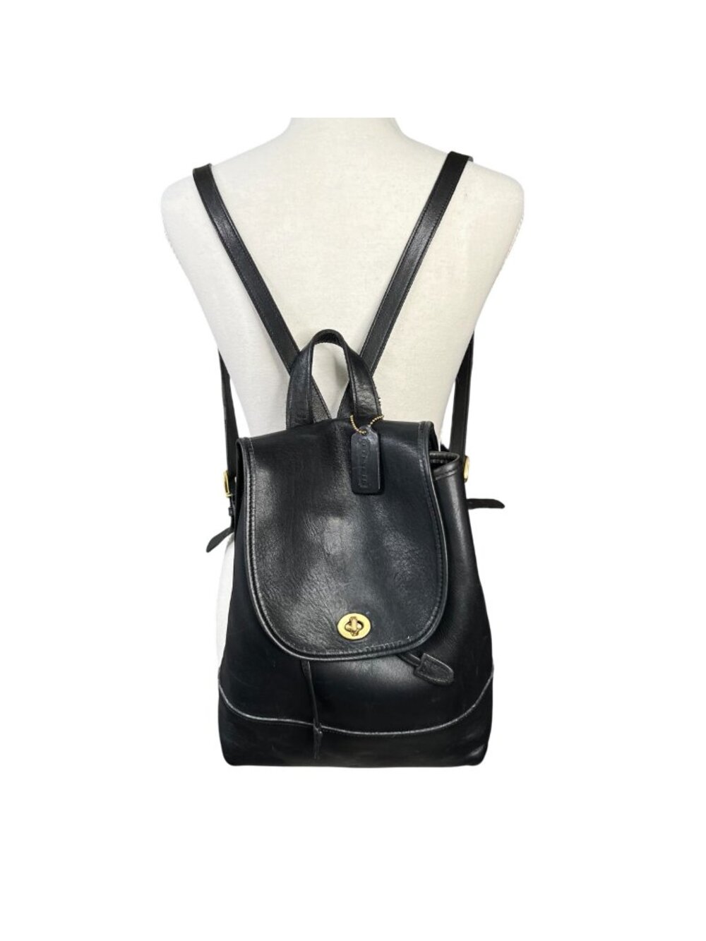 Coach Vintage Daypack Backpack With Adjustable Straps Turnlock Black Leather